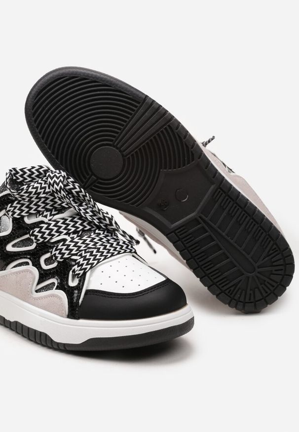 Born2be - Czarne Sneakersy przed Kostkę Podwójnie Sznurowane Luretta. Okazja: na co dzień. Wysokość cholewki: przed kostkę. Kolor: czarny