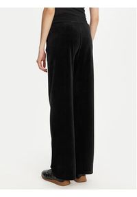 Guess Spodnie dresowe V3BB26 K0232 Czarny Regular Fit. Kolor: czarny. Materiał: syntetyk #2