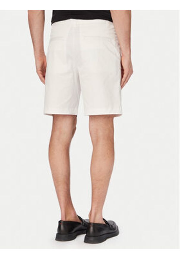 Hugo - HUGO Szorty materiałowe Genar261S 50567293 Kremowy Slim Fit. Kolor: kremowy. Materiał: bawełna