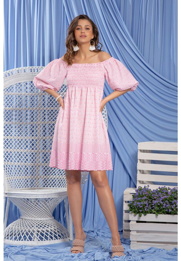 Fobya - Różowa Bawełniana Sukienka w Hiszpańskim Klimacie. Kolor: różowy. Materiał: bawełna