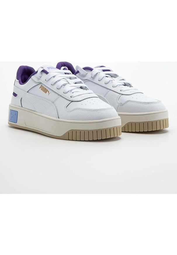 Buty do chodzenia damskie Puma Carina Street. Zapięcie: sznurówki. Kolor: biały. Materiał: guma, skóra, tkanina. Szerokość cholewki: normalna. Sport: turystyka piesza