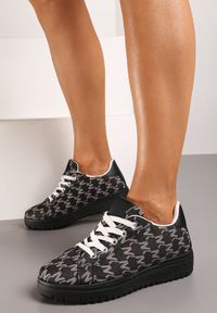 Born2be - Czarne Płaskie Sznurowane Sneakersy z Wzorem Imitującym Napis Miremia. Okazja: na co dzień. Nosek buta: okrągły. Zapięcie: sznurówki. Kolor: czarny. Materiał: jeans. Wzór: napisy. Obcas: na płaskiej podeszwie #4