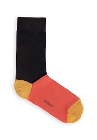 Volcano - Kolorowe skarpety męskie A-JAMES. Kolor: czarny. Materiał: poliamid, bawełna, materiał, elastan. Wzór: kolorowy #1