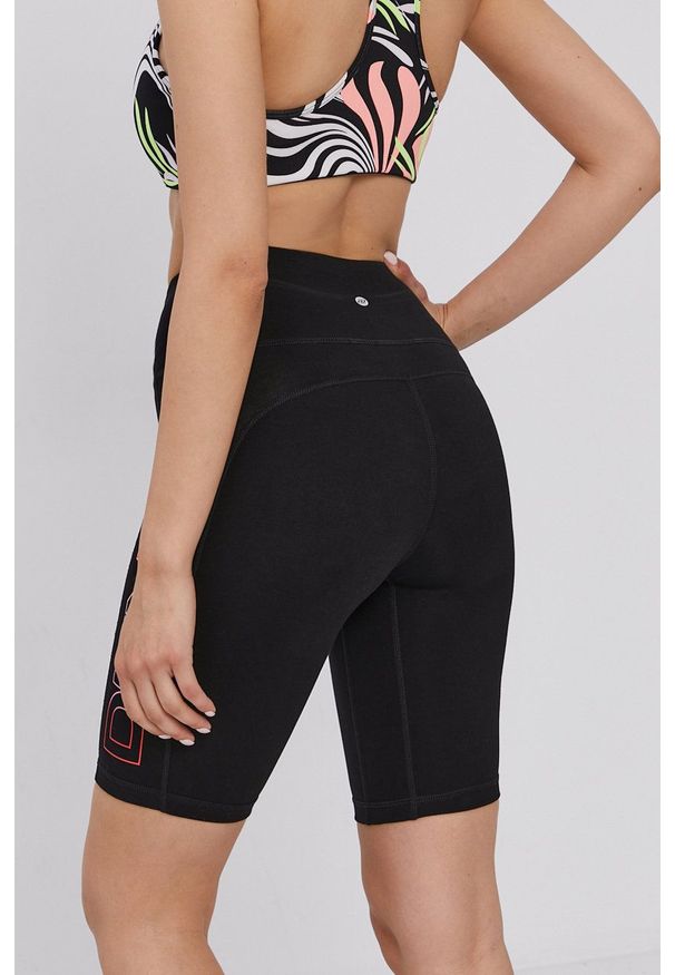 DKNY - Dkny - Szorty. Stan: podwyższony. Kolor: czarny. Materiał: dzianina. Wzór: nadruk