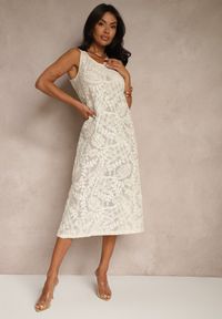 Renee - Beżowa Bawełniana Sukienka w Stylu Boho z Szydełkowymi Zdobieniami Baniella. Okazja: na co dzień. Kolor: beżowy. Materiał: bawełna. Wzór: aplikacja. Sezon: lato. Typ sukienki: proste. Styl: boho