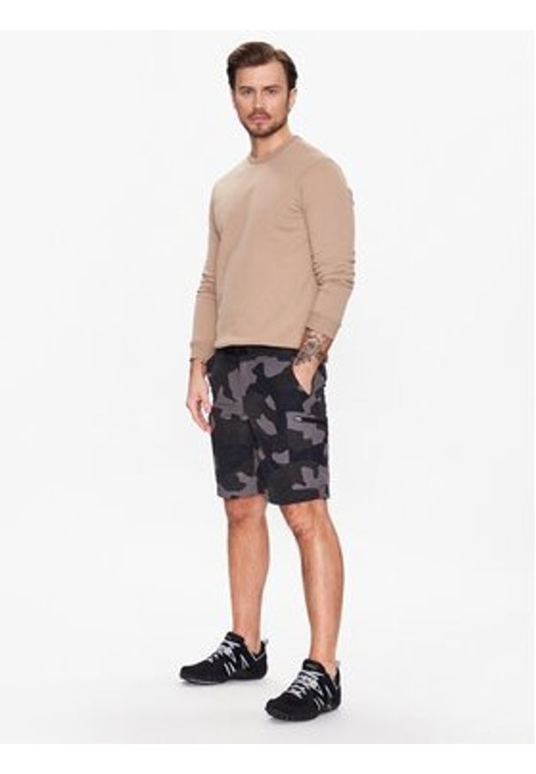 columbia - Columbia Szorty sportowe Silver Ridge Printed Cargo 1587033 Czarny Regular Fit. Kolor: czarny. Materiał: syntetyk. Styl: sportowy