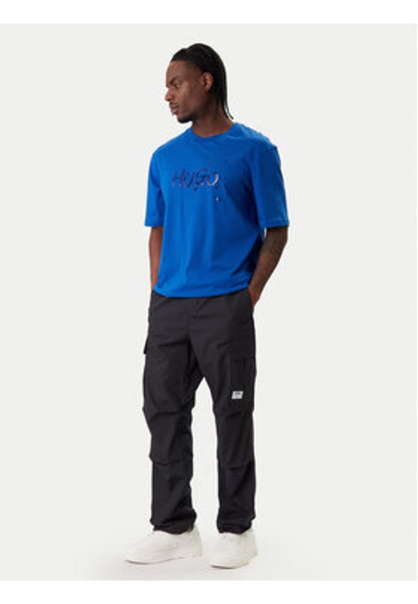 Hugo - HUGO Spodnie materiałowe Gadic242 50545643 Czarny Relaxed Fit. Kolor: czarny. Materiał: bawełna