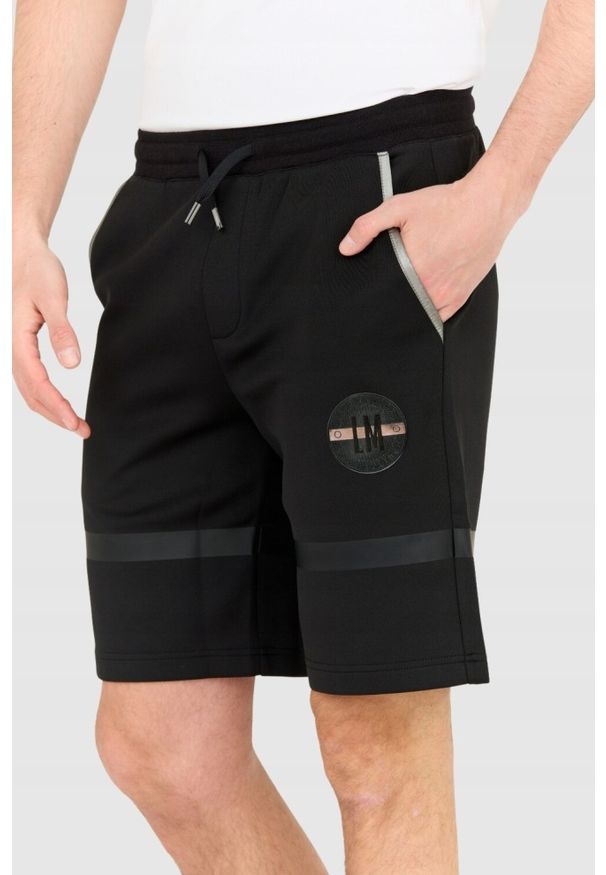 La Martina - LA MARTINA Czarne męskie szorty Regular Fit, Rozmiar XL. Kolor: czarny. Materiał: poliester