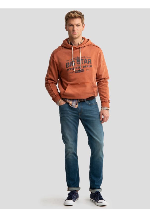 Big-Star - Jeansy męskie dopasowane z przetarciami granatowe Terry 443. Okazja: na co dzień. Kolor: niebieski. Styl: casual, elegancki