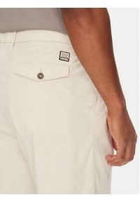 Guess Szorty materiałowe M5GD26 WH4GA Beżowy Regular Fit. Kolor: beżowy. Materiał: bawełna