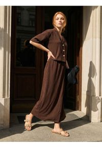 Sinsay - Bluzka koszulowa z domieszką wiskozy - brązowy. Kolor: brązowy. Materiał: wiskoza #1