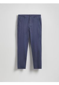 Reserved - Spodnie chino slim fit - granatowy. Kolor: niebieski. Materiał: bawełna, tkanina #1