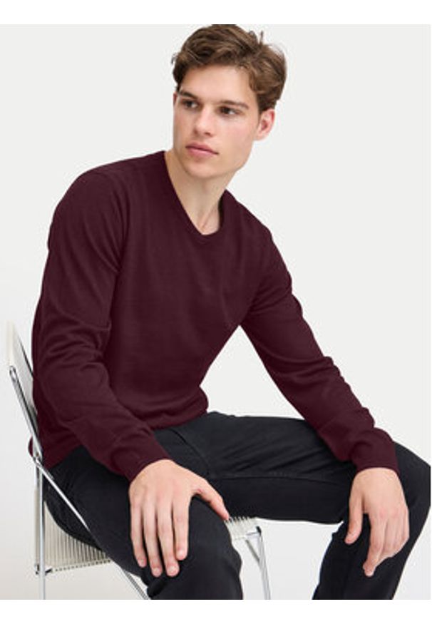 Blend Sweter 20717955 Bordowy Regular Fit. Kolor: czerwony. Materiał: syntetyk