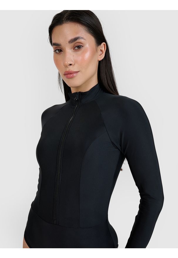 4f - 4F Kostium kąpielowy z długim rękawem damski - czarny S. Kolor: czarny. Materiał: włókno, syntetyk, materiał, elastan. Długość: długie