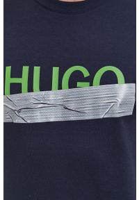 Hugo - Bluza bawełniana z kolekcji urodzinowej. Okazja: na urodziny. Typ kołnierza: bez kaptura. Kolor: niebieski. Materiał: bawełna. Wzór: nadruk. Styl: casual #7