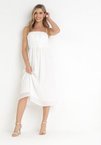 Born2be - Biała Rozkloszowana Sukienka Midi na Cienkich Ramiączkach z Wiązaniem w Talii Tessonne. Kolor: biały. Długość rękawa: na ramiączkach. Długość: midi #1