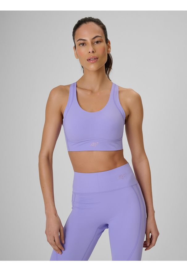 4f - 4F Biustonosz treningowy z wysokim wsparciem damski - fioletowy M. Kolor: fioletowy. Materiał: guma, skóra, włókno. Wzór: gładki. Sport: fitness