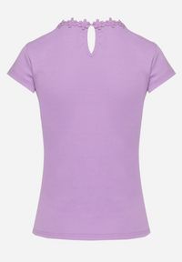Born2be - Fioletowy Bawełniany T-shirt z Koronkową Wstawką Thinara. Kolor: fioletowy. Materiał: bawełna, koronka #3