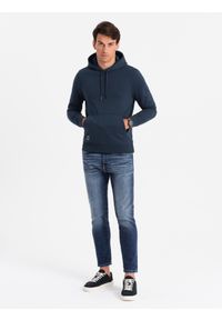 Ombre Clothing - Męska bluza dresowa kangurka z kapturem BASIC – granatowa V1. Okazja: na co dzień. Typ kołnierza: kaptur. Kolor: niebieski. Materiał: dresówka. Wzór: jednolity. Styl: sportowy, casual #3