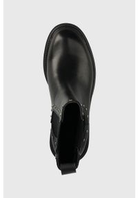 Answear Lab sztyblety damskie kolor czarny na platformie. Nosek buta: okrągły. Kolor: czarny. Materiał: guma. Obcas: na platformie. Styl: wakacyjny #4