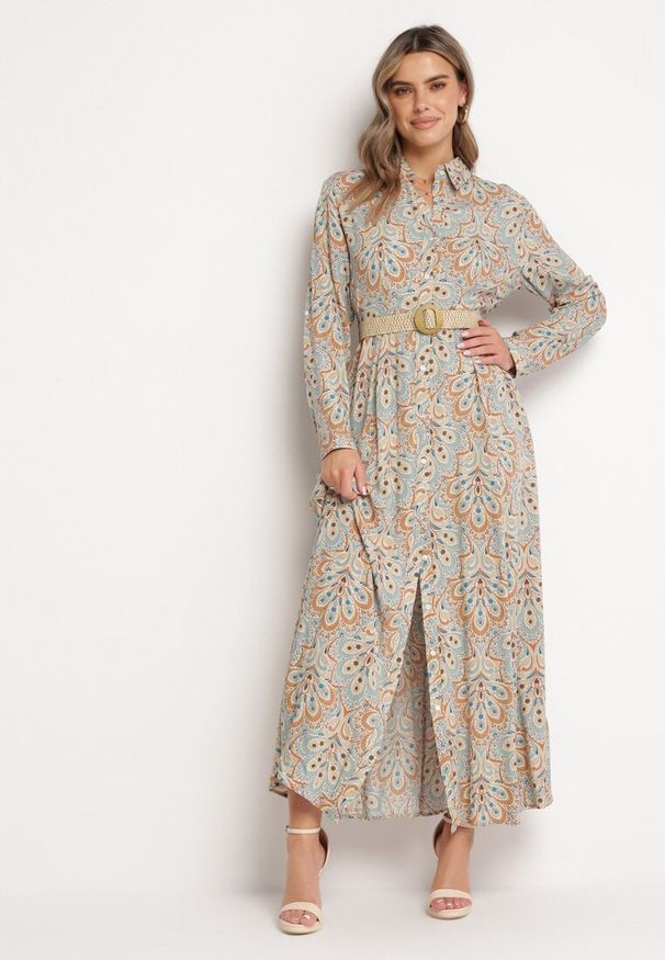 Born2be - Jasnoniebieska Sukienka z Guzikami i Plecionym Paskiem z Klamrą Aralty. Kolor: niebieski. Długość rękawa: długi rękaw. Sezon: wiosna, lato. Typ sukienki: koszulowe