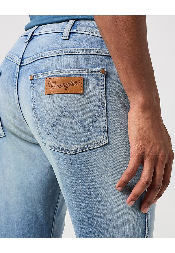 Wrangler - MĘSKIE SPODNIE WRANGLER LARSTON PALAMINO 112350842 W18S017958