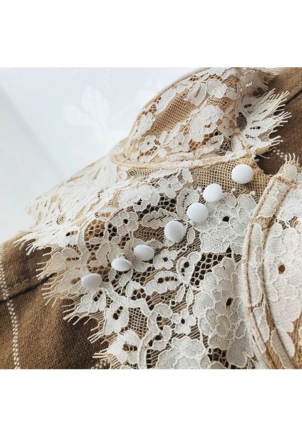 Intica - Braletka koronkowa usztywniana na co dzień Eudoxia. Kolor: beżowy. Materiał: koronka. Wzór: koronka