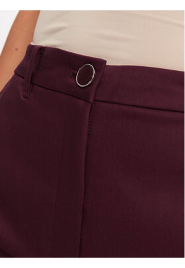 Guess Spodnie materiałowe Zoe W4BB16 WGIH2 Bordowy Regular Fit. Kolor: czerwony. Materiał: syntetyk, wiskoza
