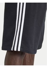 Adidas - adidas Szorty sportowe 3-Stripes KE3566 Czarny Regular Fit. Kolor: czarny. Materiał: bawełna. Styl: sportowy #2