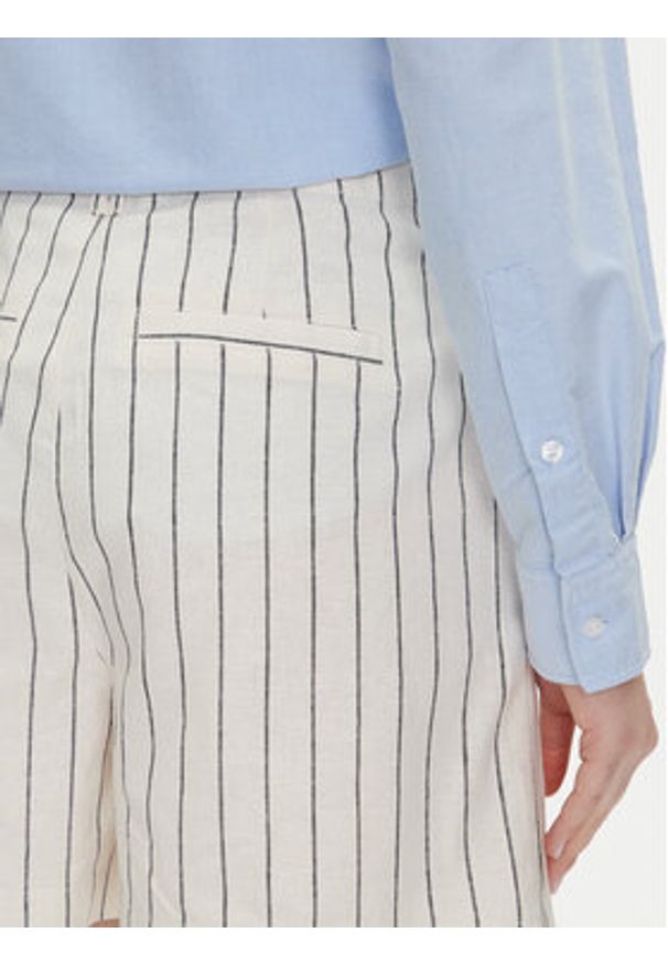 Pepe Jeans Szorty materiałowe Henar PL801163 Beżowy Loose Fit. Kolor: beżowy. Materiał: bawełna