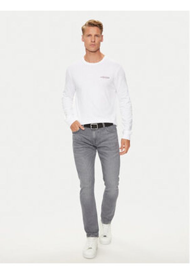 Guess Jeans Longsleeve M4YI54 K8HM0 Biały Regular Fit. Kolor: biały. Materiał: bawełna. Długość rękawa: długi rękaw