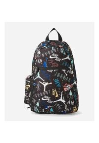 Plecak szkolny sportowy Air Jordan plus piórnik czarny 9B0503-F69. Kolor: czarny. Styl: sportowy