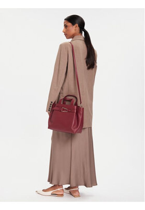 Coccinelle Torebka R1k Coccinellemalory E1 R1K 18 01 01 Bordowy. Kolor: czerwony. Materiał: skórzane