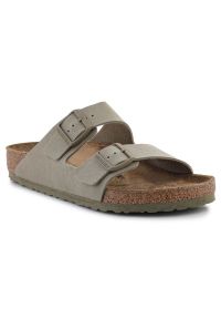 Klapki Birkenstock Arizona Bs M 1027704 zielone. Okazja: na co dzień. Kolor: zielony. Materiał: materiał. Wzór: paski. Styl: casual, klasyczny #2