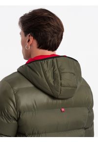 Ombre Clothing - Pikowana nowoczesna kurtka męska z łączonych materiałów – ciemnooliwkowa V3 - Rozmiar: XXL. Typ kołnierza: kołnierzyk stójkowy. Kolor: oliwkowy. Materiał: materiał. Długość: długie