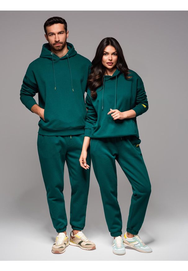 Ombre Clothing - Dresowa bluza unisex z kieszeniami i kapturem – ciemnozielona V17 OU-SNBC-0105 - XL/XXL. Okazja: na co dzień. Typ kołnierza: kaptur. Kolor: zielony. Materiał: dresówka. Wzór: aplikacja. Styl: casual