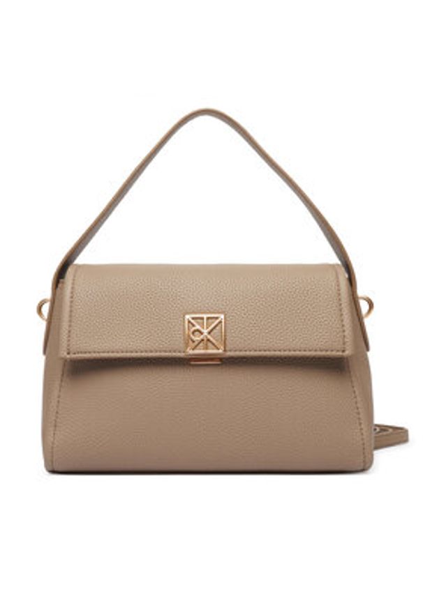 Calvin Klein Torebka Emblem Hw Pebble Shoulder Bag 25 LV04F3425G Beżowy. Kolor: beżowy. Materiał: skórzane