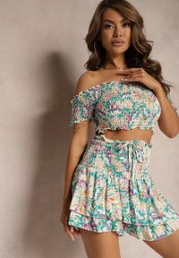 Renee - Zielono-Beżowy Bawełniany Komplet Bluzka Hiszpanka Szorty High Waist z Falbankami Testamara. Kolor: zielony. Materiał: bawełna