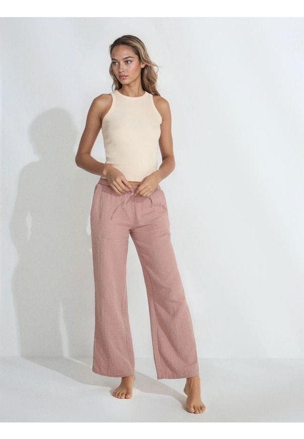 Sinsay - Bawełniana piżama dwuczęściowa - kremowy. Kolor: kremowy. Materiał: bawełna