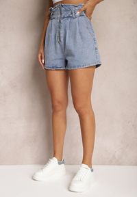 Renee - Niebieskie Szorty Jeansowe z Bawełny High Waist Wykończone Przeszyciami Merceria. Okazja: na co dzień. Stan: podwyższony. Kolor: niebieski. Materiał: bawełna, jeans. Długość: krótkie. Sezon: lato. Styl: casual, elegancki