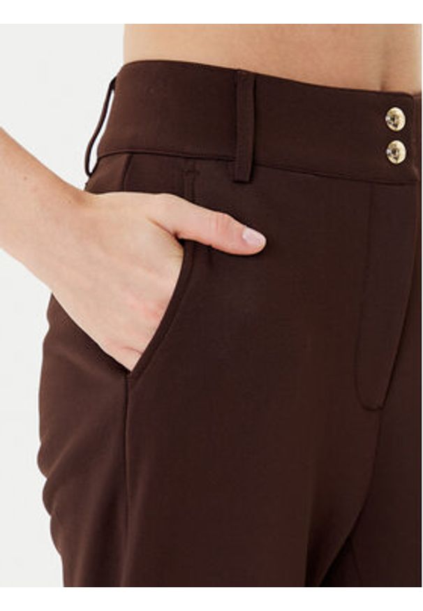 Liu Jo Sport Spodnie materiałowe TF5106 F0778 Brązowy Regular Fit. Kolor: brązowy. Materiał: wiskoza. Styl: sportowy