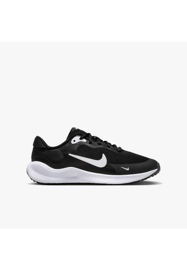 Buty do biegania dla dzieci Nike Revolution 7. Zapięcie: sznurówki. Kolor: biały, wielokolorowy, czarny. Materiał: materiał, syntetyk, tkanina. Szerokość cholewki: normalna. Model: Nike Revolution