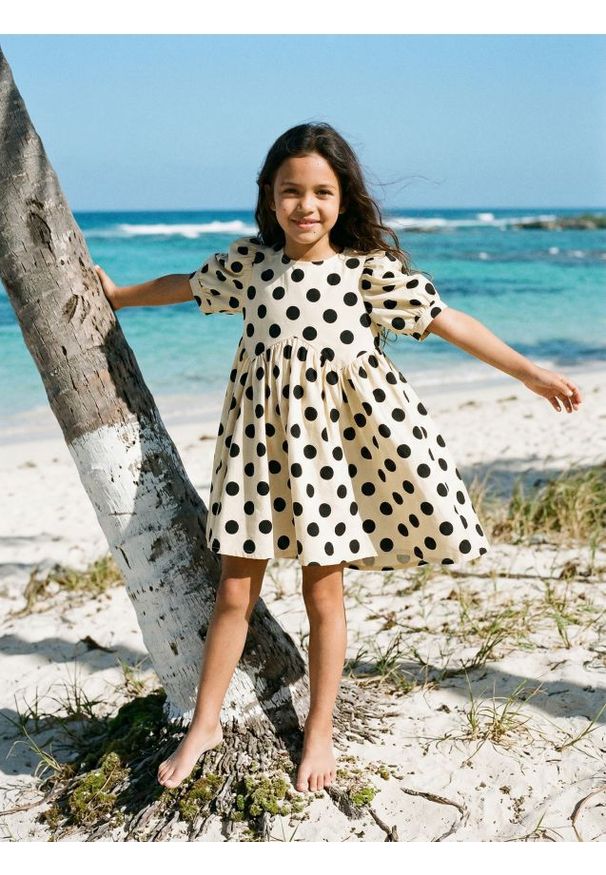 Sinsay - Bawełniana sukienka w kropki - beżowy. Kolor: beżowy. Materiał: bawełna. Wzór: kropki