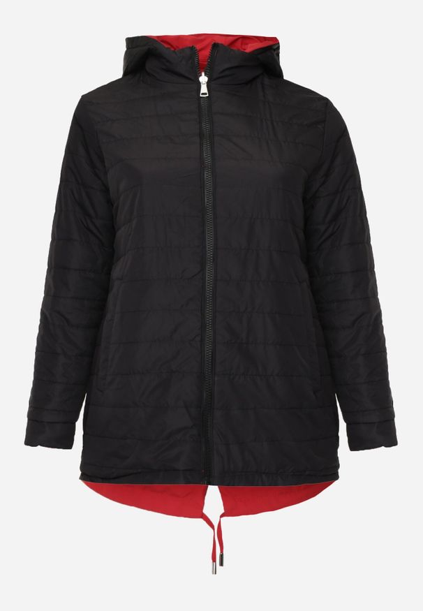 Born2be - Czerwono-Czarna Przejściowa Kurtka Dwustronna Parka z Pikowaniem i Kapturem Tidare. Okazja: na spacer, na co dzień. Kolekcja: plus size. Kolor: czerwony. Materiał: poliester, jeans. Styl: casual, sportowy