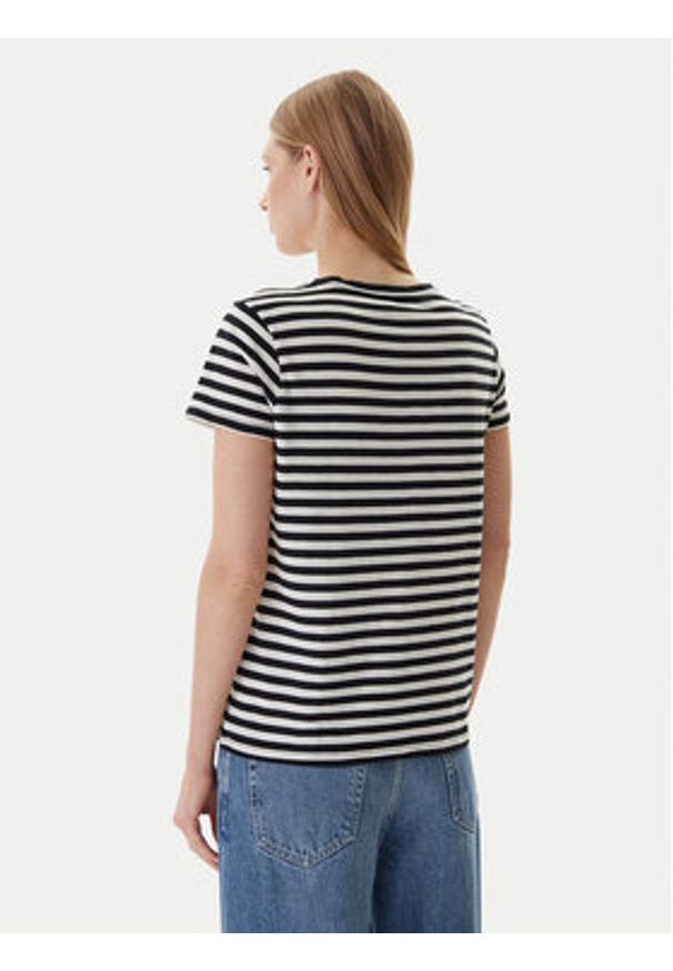 Mustang T-Shirt Alma 1016756 Czarny Regular Fit. Kolor: czarny. Materiał: bawełna