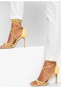 bonprix - Spodnie lniane. Kolor: biały. Materiał: len. Sezon: lato #2