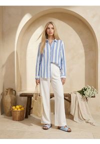 Sinsay - Spodnie soft touch - kremowy. Kolor: kremowy #1