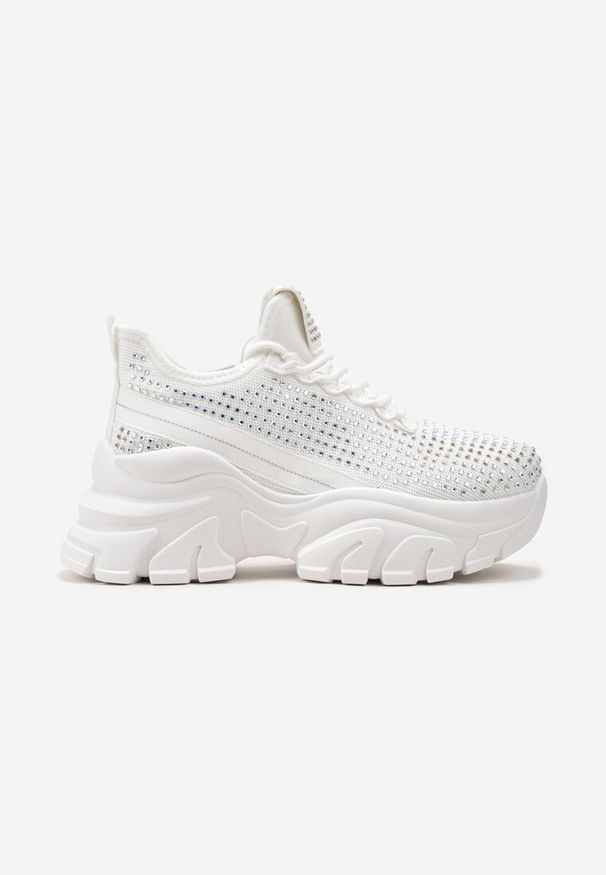 Born2be - Białe Sneakersy na Grubej Podeszwie Ozdobione Cyrkoniami Nallua. Okazja: na spacer, na co dzień. Kolor: biały. Wzór: aplikacja. Sport: turystyka piesza