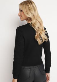 Born2be - Czarny Klasyczny Sweter z Napami Tavai. Kolor: czarny. Długość rękawa: długi rękaw. Długość: długie. Styl: klasyczny #6