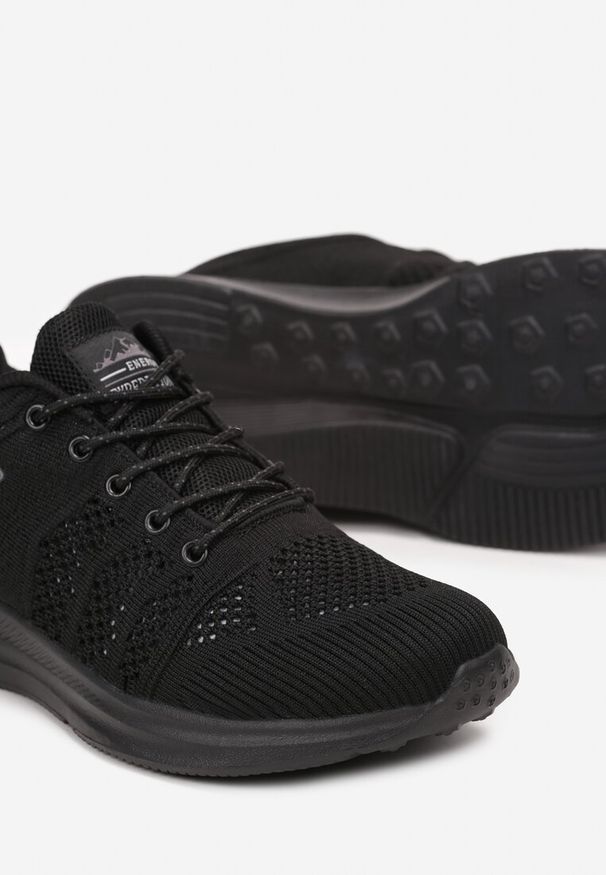 Born2be - Czarne Buty Sportowe na Płaskiej Podeszwie z Cholewką przed Kostkę Izzabelle. Okazja: na co dzień. Wysokość cholewki: przed kostkę. Kolor: czarny. Szerokość cholewki: normalna. Obcas: na płaskiej podeszwie